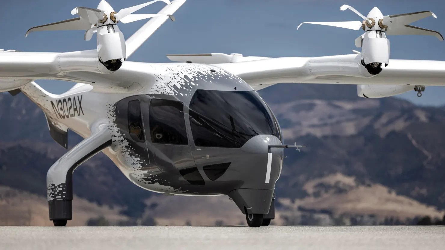 Archer drops about 15% on $850 million share sale following Trump air taxi pilot program